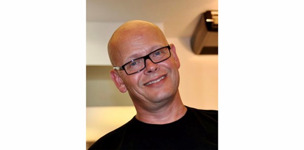 Bilde for Gå på teater! Dans med skjebnen - bli ikke sittende på venterommet!